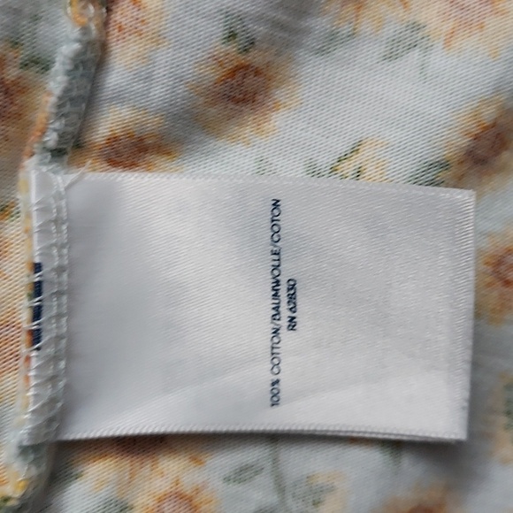 Lands End - Picture 6 of 8